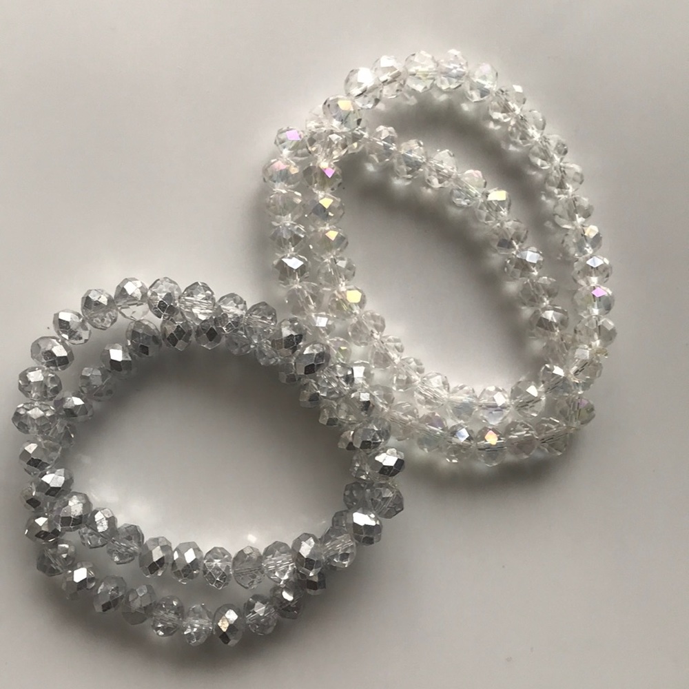 HandMade, set of 2whitet & 2silver bracelets,